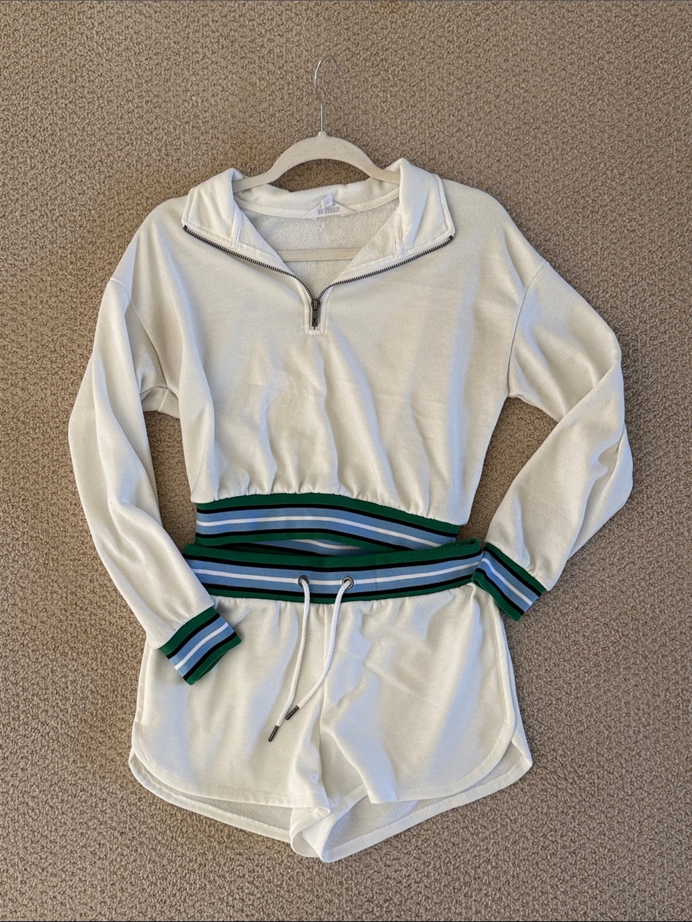 BB Dakota SET: White Cropped Half-Zip Sweatshirt with Green & Blue Striped Hem